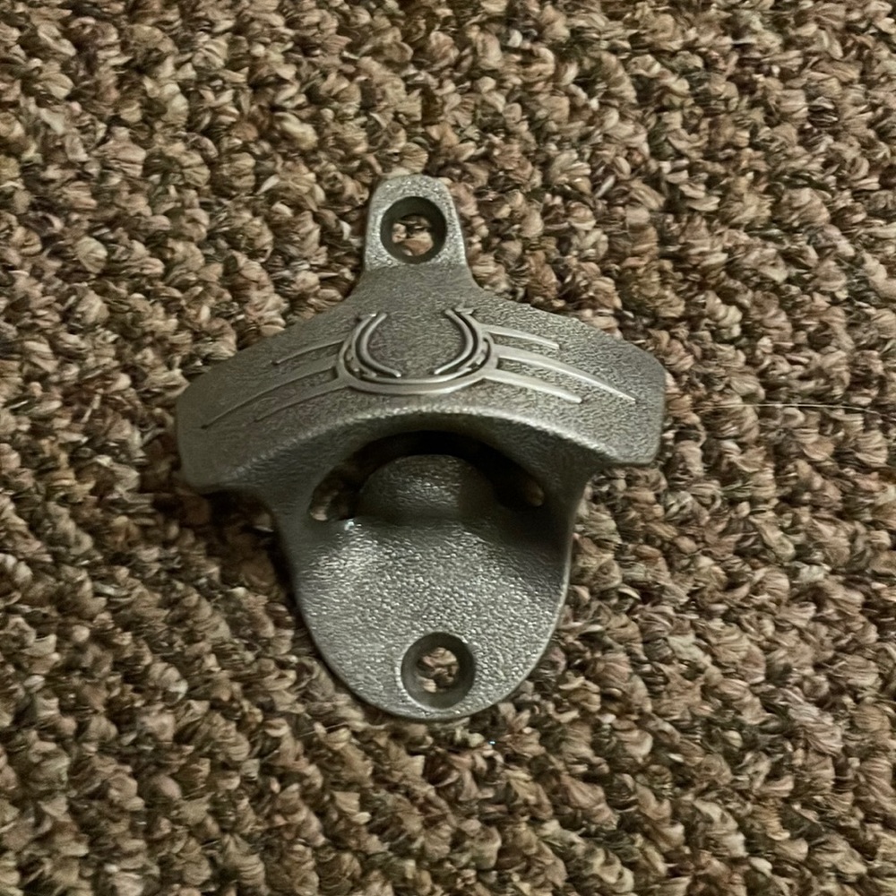 Marlboro beer opener silver wall mount